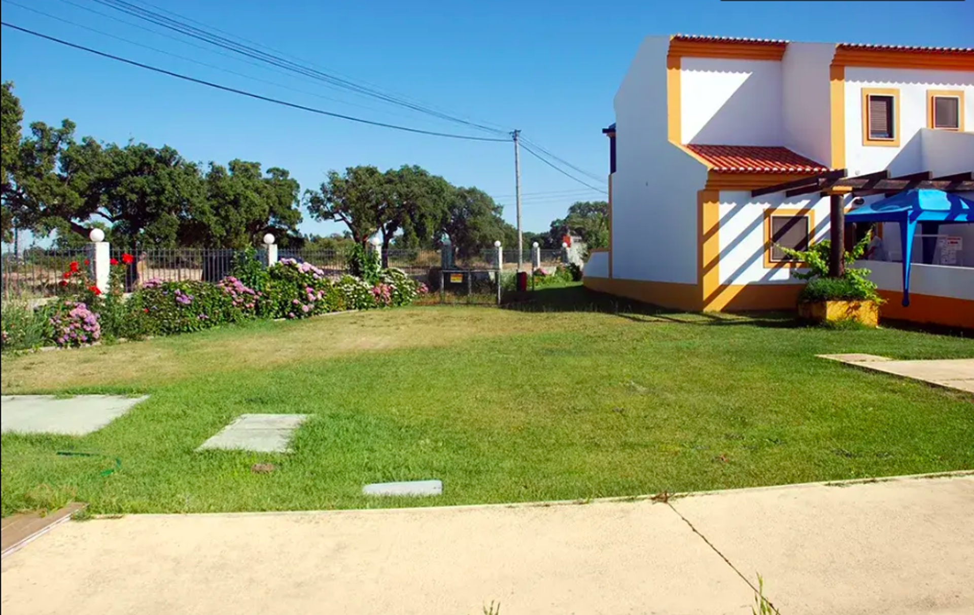Algeruz Villas